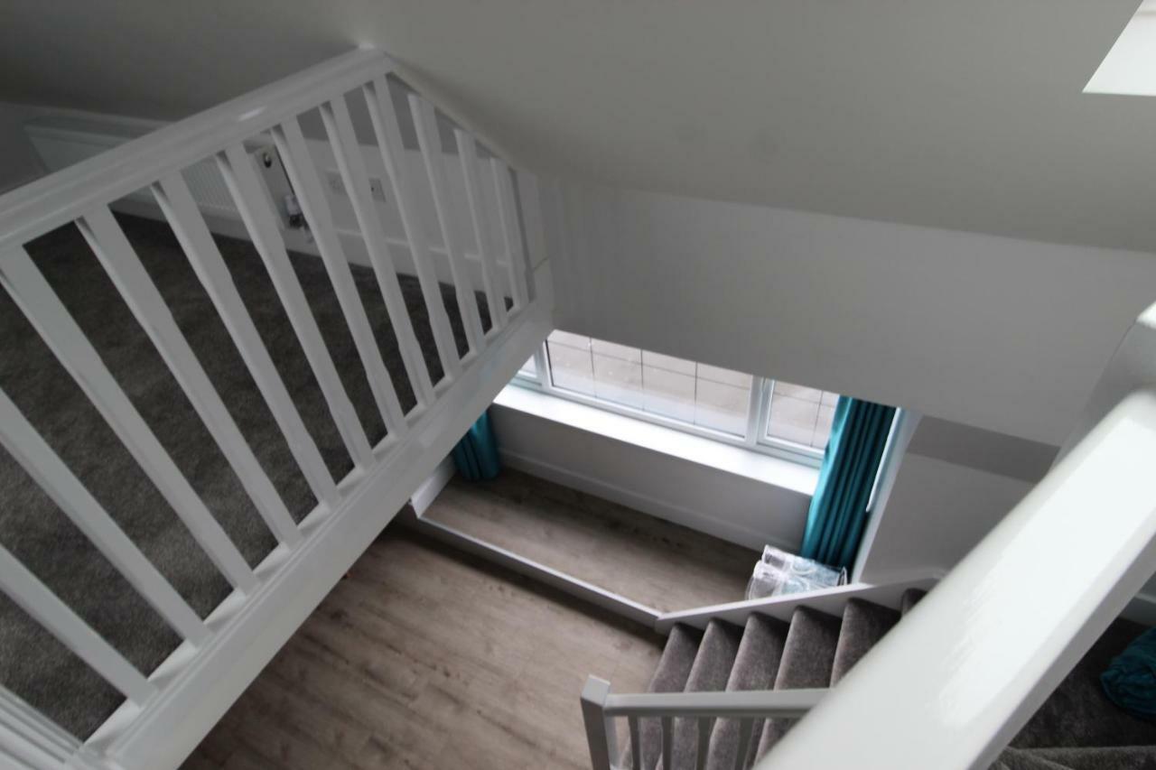 2 Serviced Apartments In Childwall-South Liverpool - Each Apartment Sleeps 6 Zewnętrze zdjęcie
